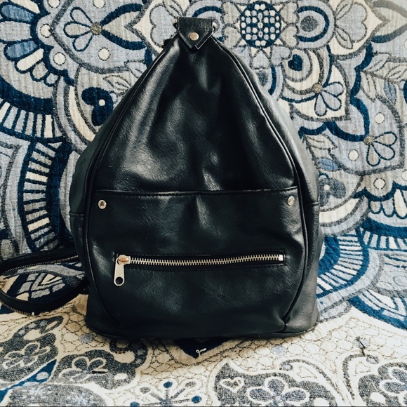 Triangle Backpack - Picture 1 of 4